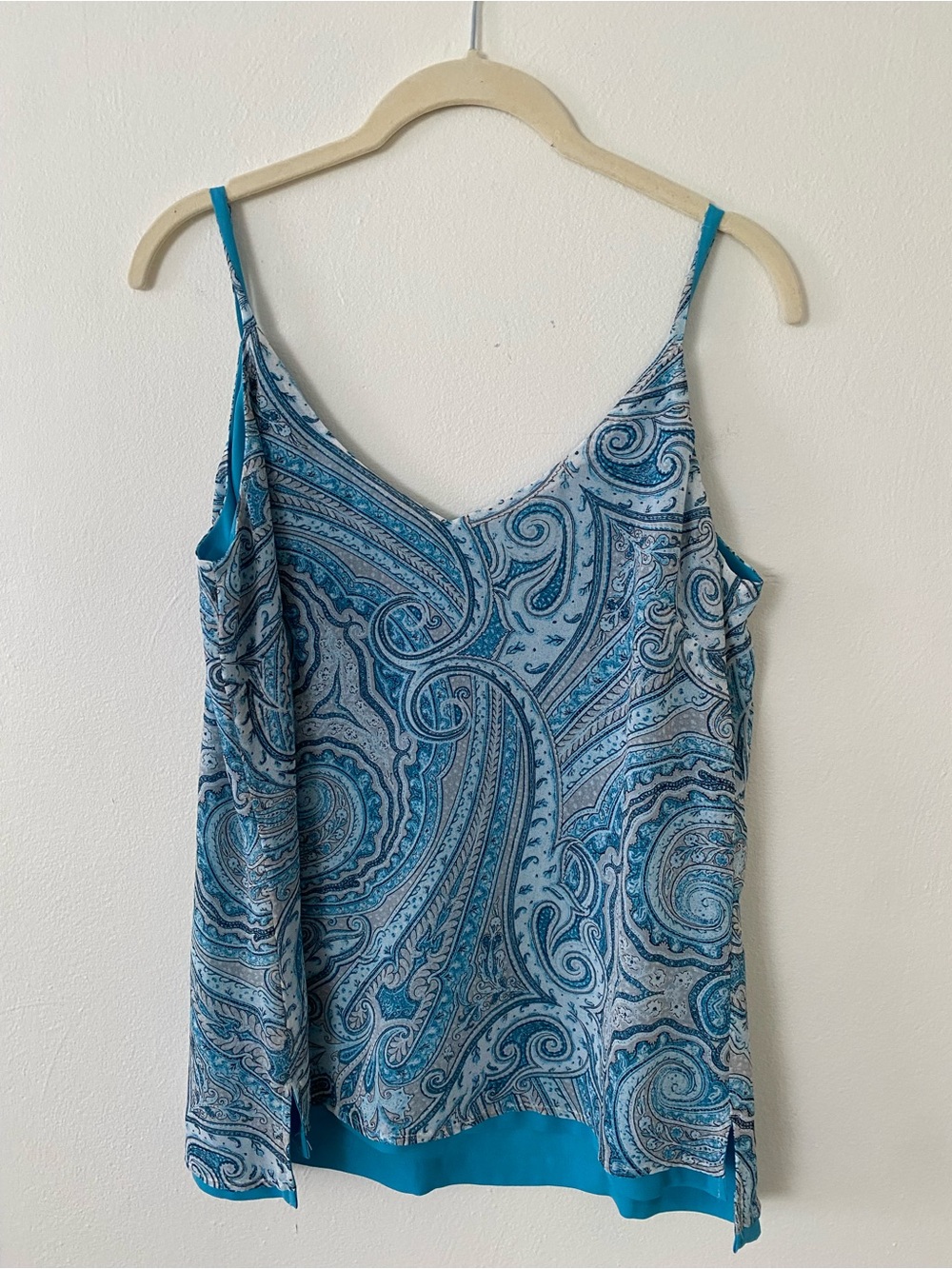 White House Black Market Teal and Light Blue Paisley Silk-Feel Cami